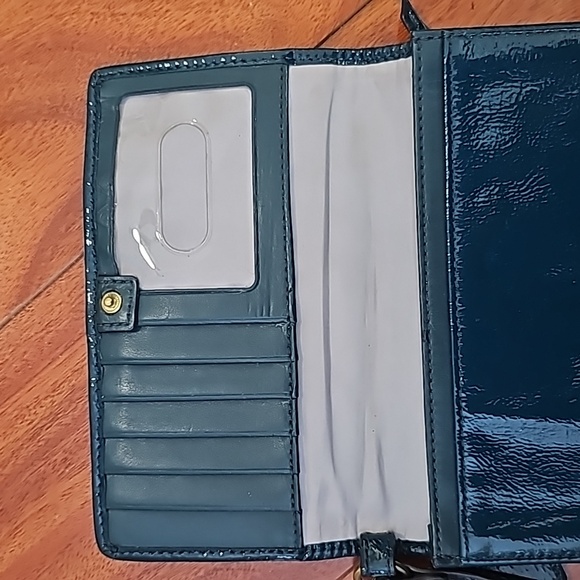 Coach Womens Signature Embossed Patent Leather Wristlet Wallet Teal Green EUC - Picture 6 of 9